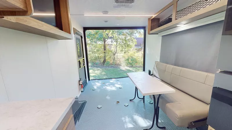 18LT Floorplan Main Room