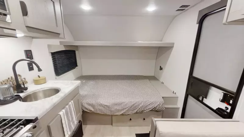 12RD Floorplan Main Room