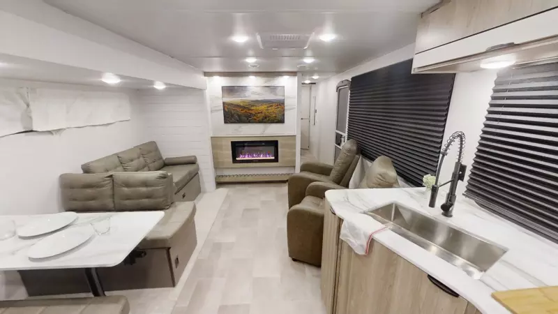 270 Floorplan Main Room